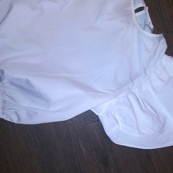 Pull&Bear women's white Crop-top - Picture 6 of 7